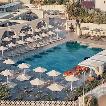 Hotel Lymberia